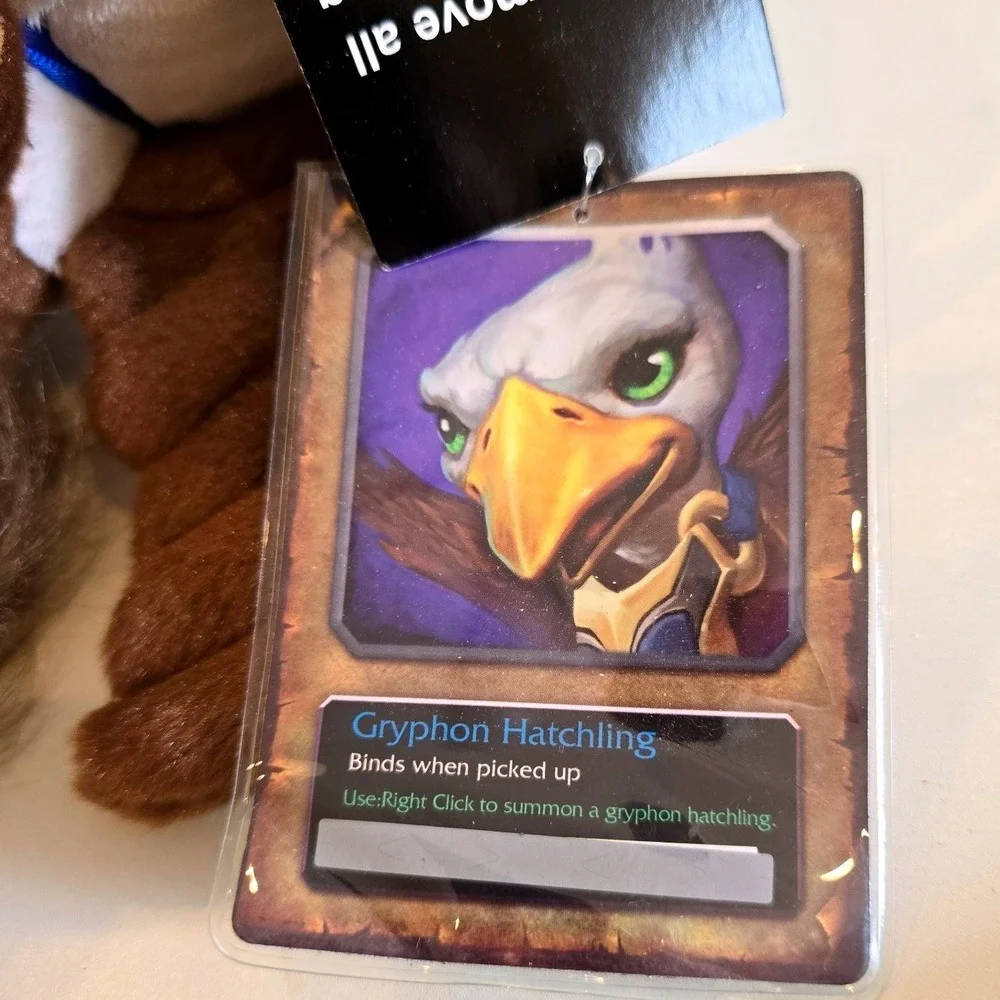RARE UNUSED 2010 First Edition WoW Gryphon Hatchling Plush‎ & Unscratched Code